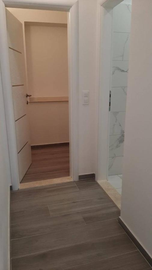 Apartmani Ivica Martic Duće Exteriér fotografie