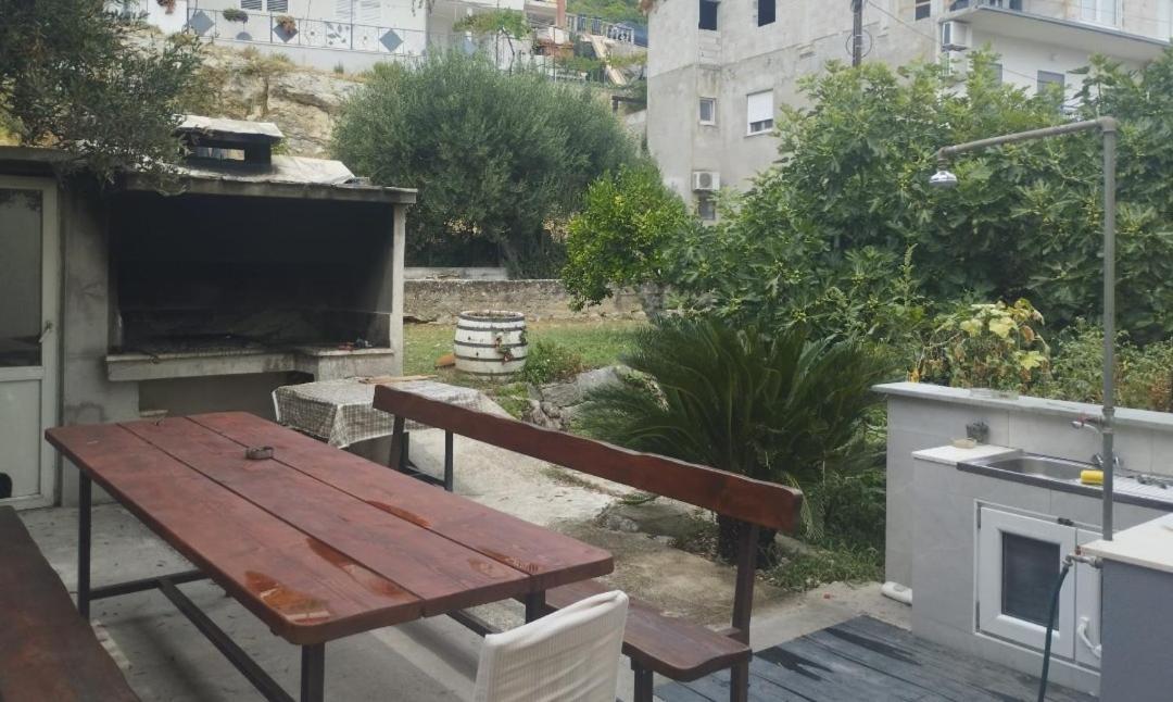 Apartmani Ivica Martic Duće Exteriér fotografie